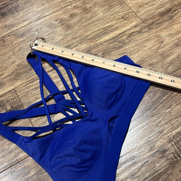 Victoria’s Secret Sport Royal blue strappy padded sports bra - Picture 3 of 10